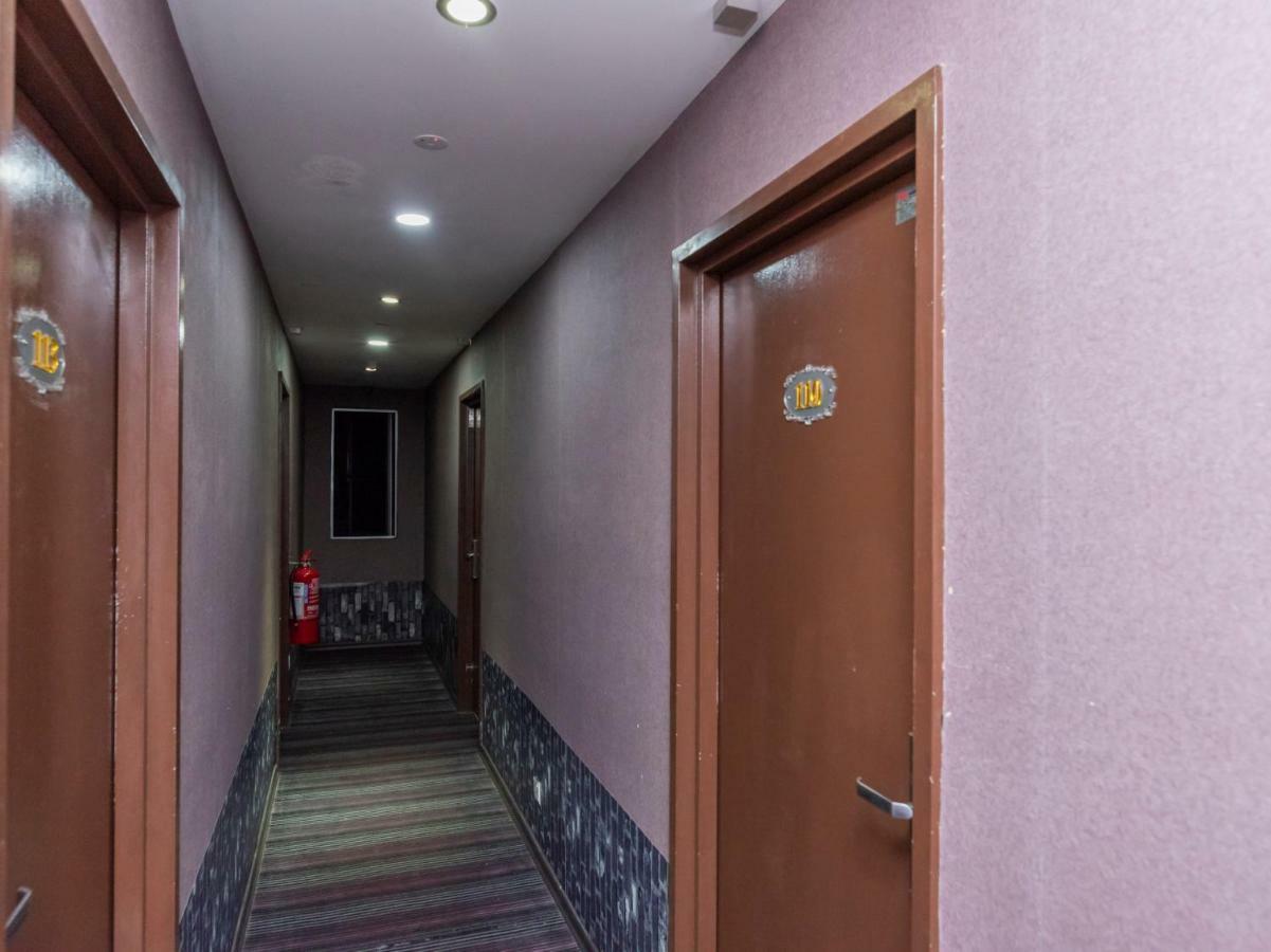 Remember Hotel Bukit Gambir Exterior photo